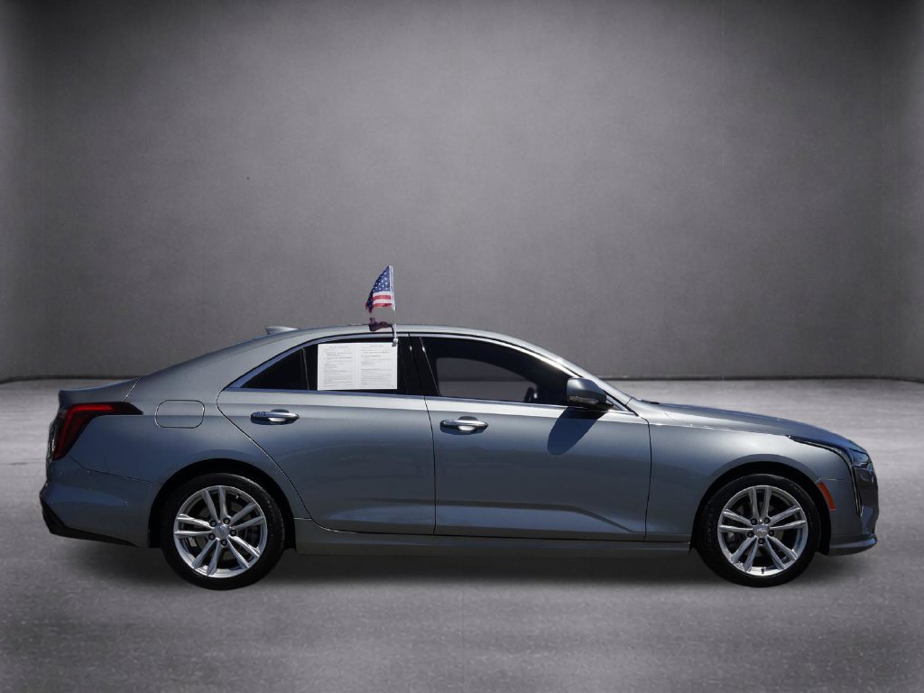 Used 2023 Cadillac CT4 Luxury w/ Cold Weather Package RWD image 2