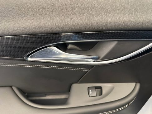 Used 2023 Buick Envision Essence w/ Sport Touring Package image 25