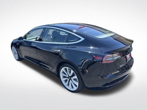 Used 2018 Tesla Model 3 Mid Range RWD image 5