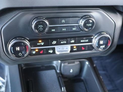 Used 2025 Ford Bronco Outer Banks image 23