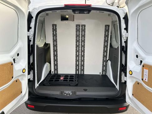 Used 2022 Ford Transit Connect XL image 15