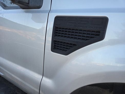 Used 2008 Ford F250 XL image 14