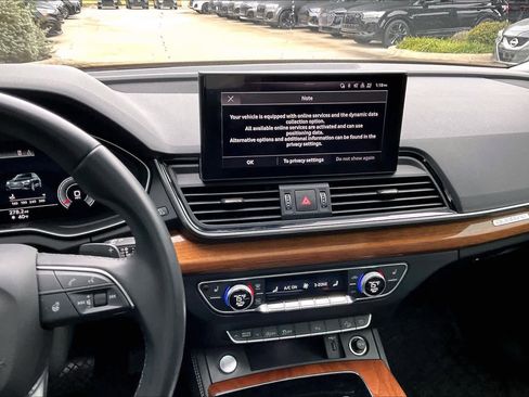 Used 2021 Audi Q5 Premium Plus w/ Premium Plus Package image 6