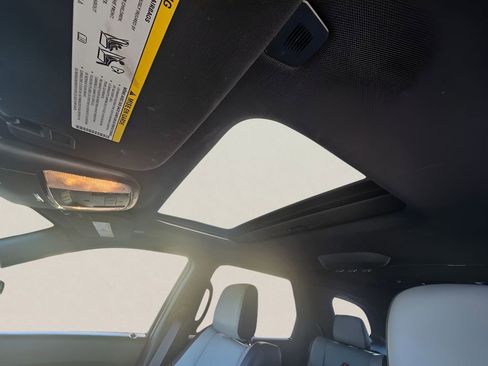 Used 2023 Dodge Durango GT image 53