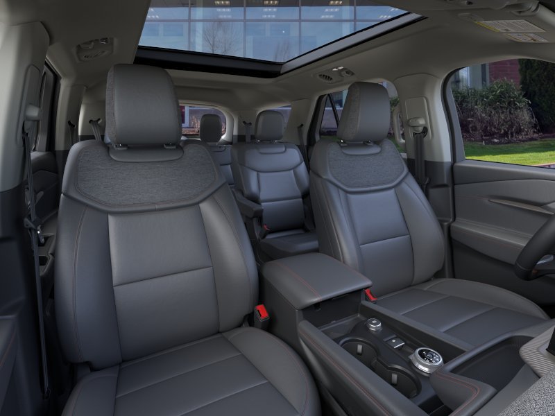 New 2026 Ford Explorer Active w/ Active Comfort Package AWD/4WD image 10