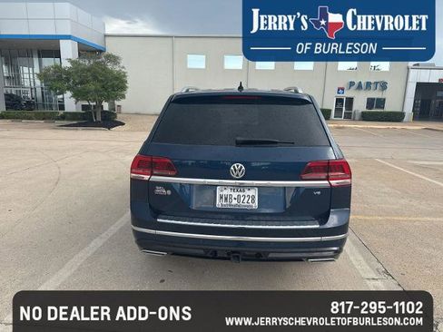 Used 2019 Volkswagen Atlas SEL R-Line FWD image 6