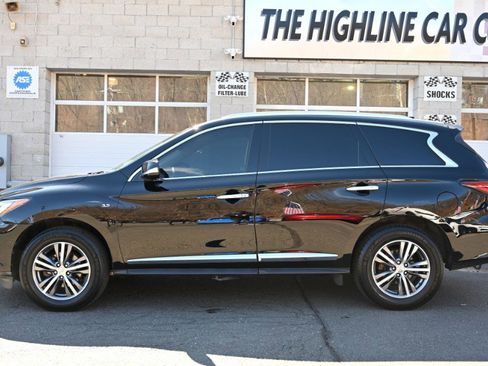 Used 2019 INFINITI QX60 Luxe w/ Essential Package image 5