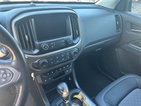 Used 2022 Chevrolet Colorado Z71 image 33