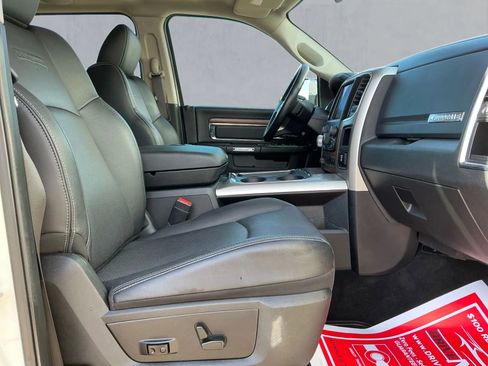 Used 2017 RAM 1500 Laramie w/ Convenience Group image 21