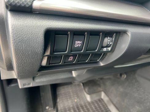 Used 2021 Subaru Forester Premium AWD/4WD image 48