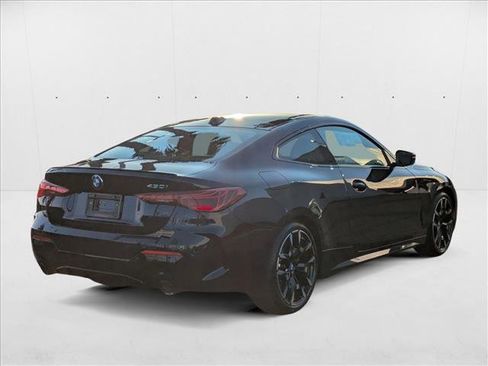 New 2026 BMW 430i Coupe image 2