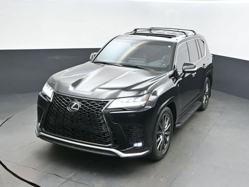 Used 2023 Lexus LX 600 F Sport image 30