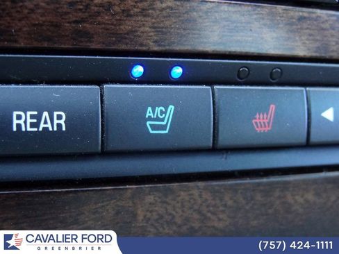 Used 2010 Ford Expedition EL Limited image 35