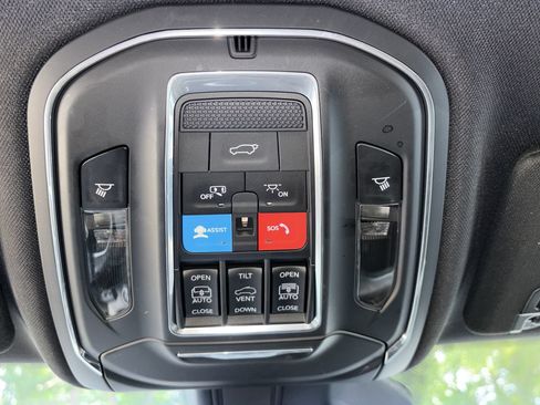 Used 2024 Jeep Grand Cherokee Limited 4xe AWD/4WD image 24