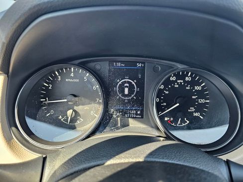 Used 2018 Nissan Rogue SL w/ Premium Package image 17