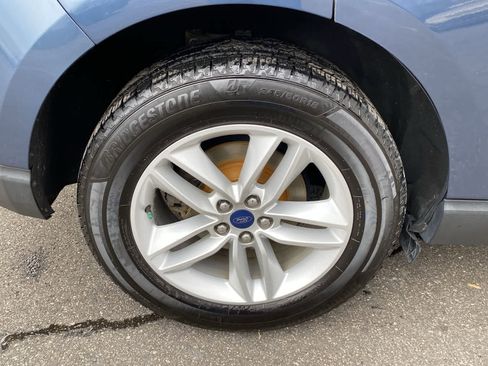Used 2018 Ford Edge SEL image 16