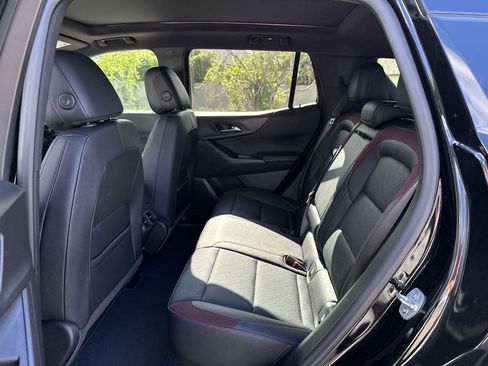 Certified 2025 Chevrolet Equinox RS w/ Safety and Technology Package AWD/4WD image 17