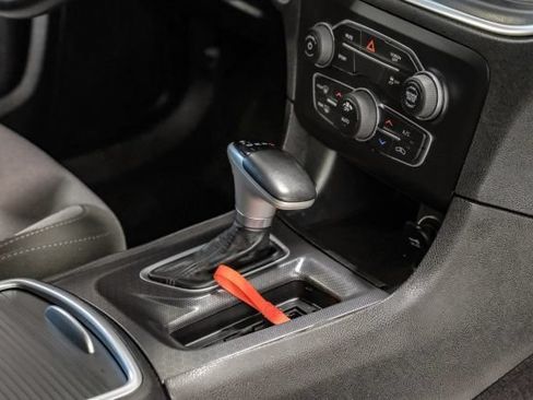 Used 2017 Dodge Charger R/T RWD image 35