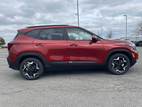 New 2026 Kia Seltos S image 9