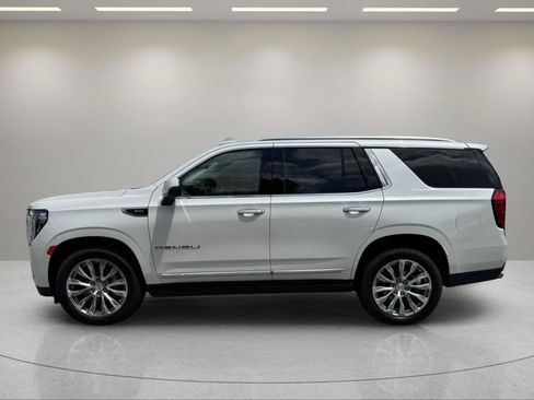 Used 2022 GMC Yukon Denali w/ Denali Premium Package AWD/4WD image 2