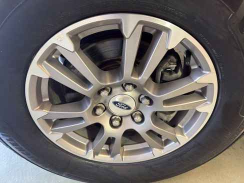 Used 2018 Ford F150 Lariat AWD/4WD image 34
