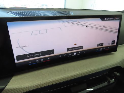 Used 2025 BMW 330i xDrive 330i xDrive image 20