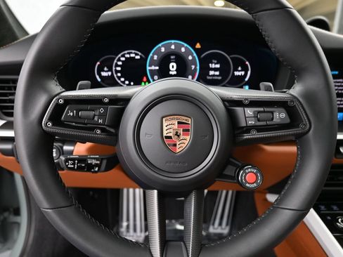 Certified 2025 Porsche 911 Carrera GTS RWD image 26