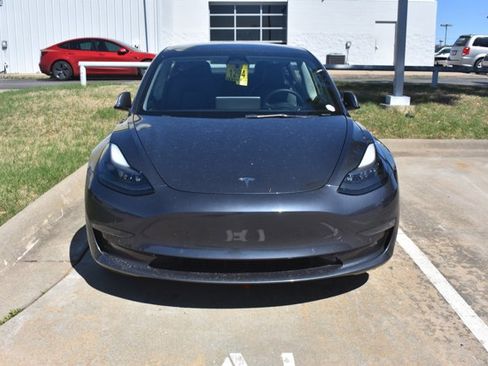 Used 2022 Tesla Model 3 Base image 2