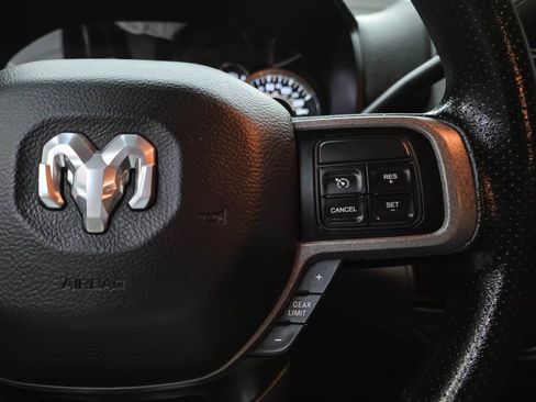 Used 2021 RAM 5500 Tradesman RWD image 25