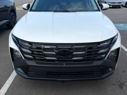 Used 2025 Hyundai Tucson SEL FWD image 4