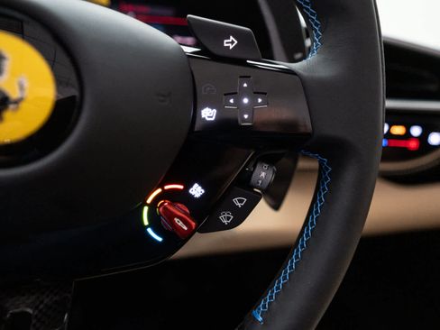 Used 2025 Ferrari 296 GTS image 22