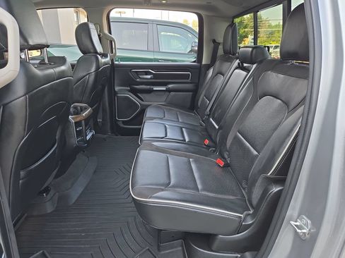Used 2022 RAM 1500 Laramie AWD/4WD image 15