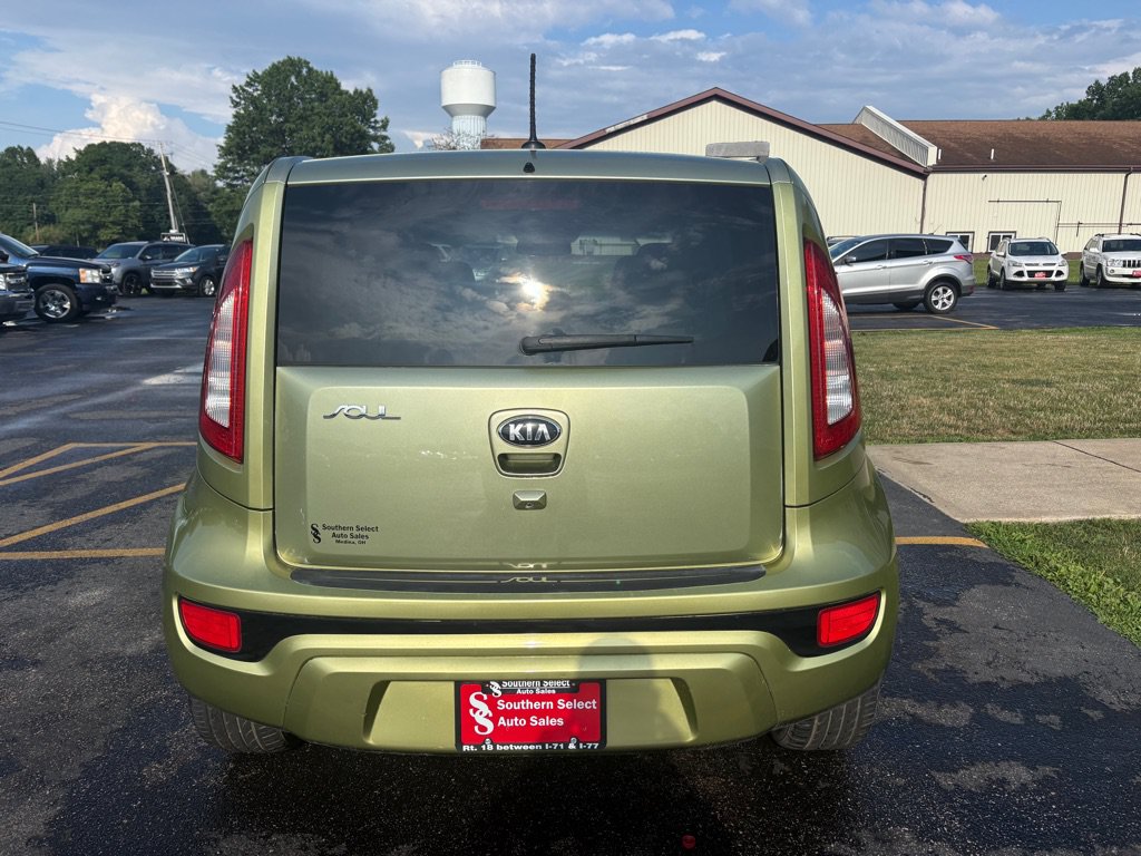 Used 2013 Kia Soul ! w/ Premium Pkg FWD image 7