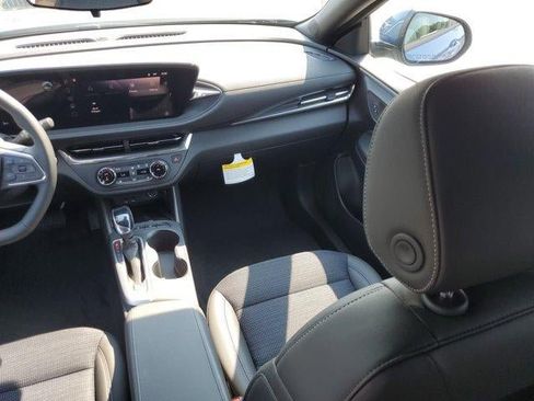 New 2026 Buick Envista Preferred w/ Convenience I Package FWD image 7