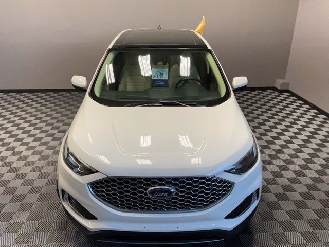 Used 2024 Ford Edge SEL w/ Convenience Package AWD/4WD image 5