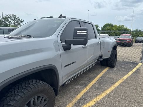 Used 2024 Chevrolet Silverado 3500 LT w/ All Star Edition AWD/4WD image 17