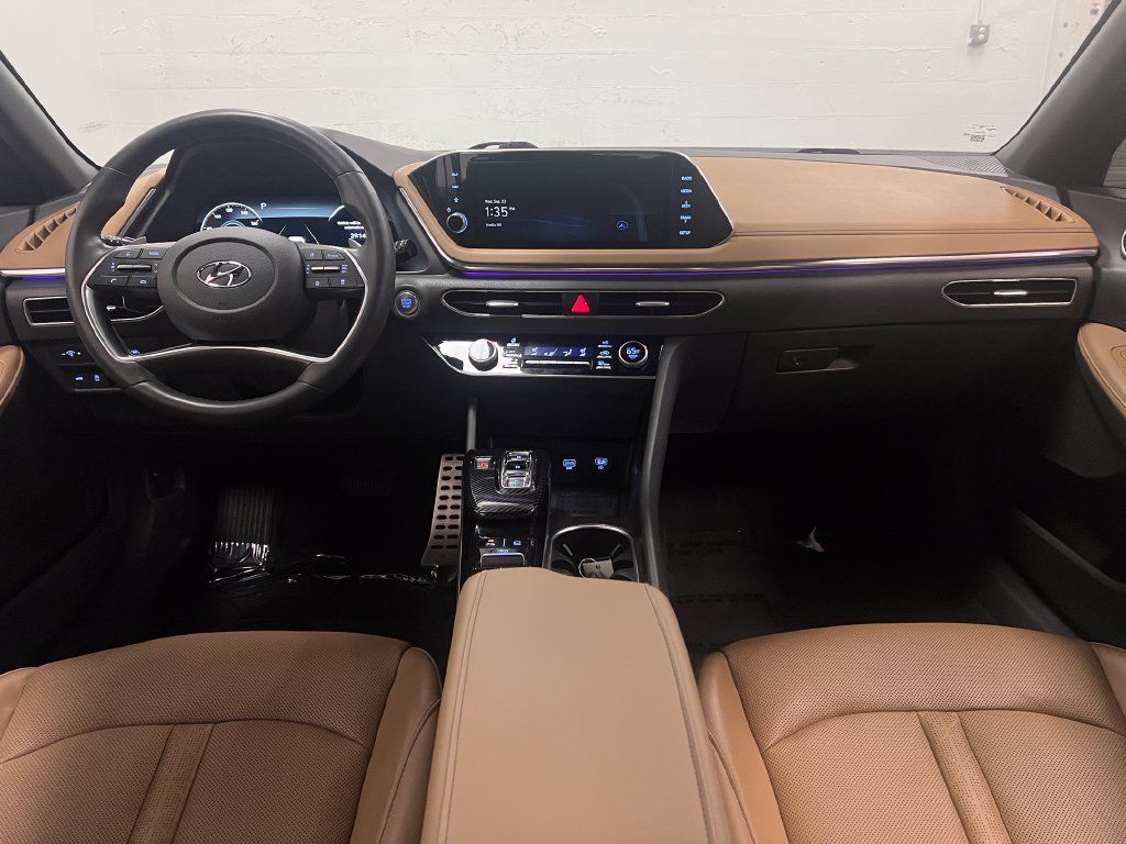 Used 2020 Hyundai Sonata Limited FWD image 14