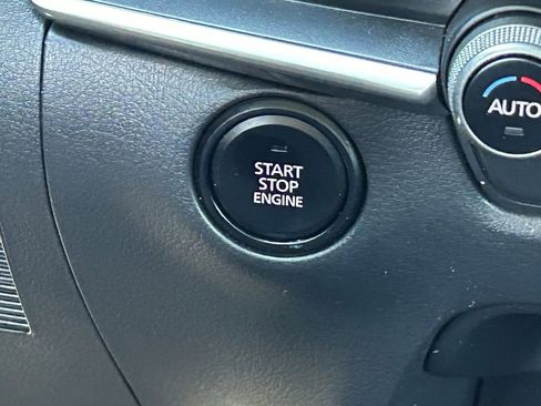 Used 2021 MAZDA CX-30 FWD 2.5 S w/ Select Package image 19