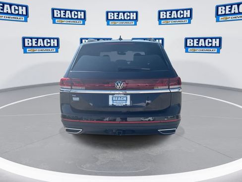 Used 2025 Volkswagen Atlas SE FWD image 7