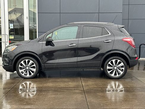 Used 2021 Buick Encore Preferred image 6