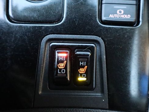 Used 2019 Mitsubishi Outlander SE image 21