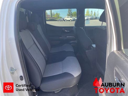 Certified 2022 Toyota Tacoma TRD Off-Road w/ Technology Package AWD/4WD image 23
