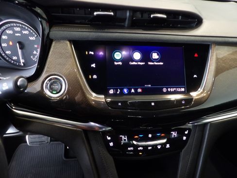 Used 2020 Cadillac XT6 Sport w/ Platinum Package image 12