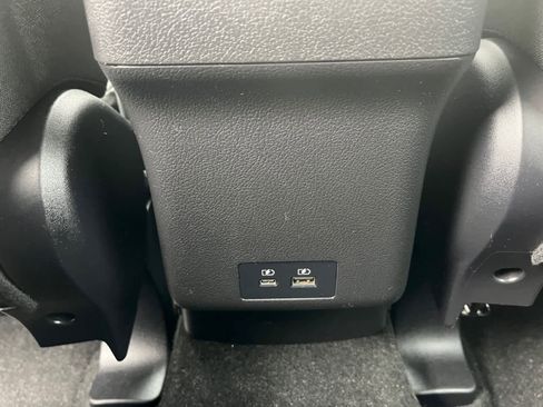 Used 2025 Mitsubishi Outlander Sport LE image 24