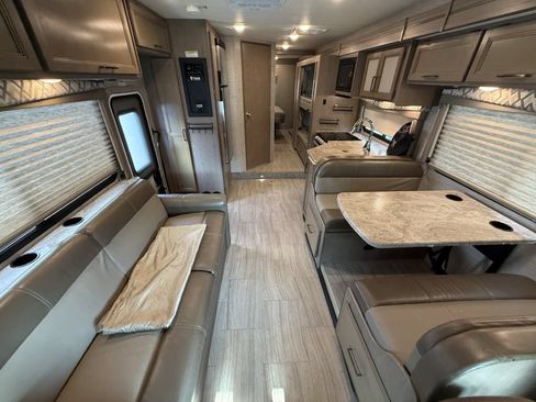 Used 2021 Ford E-450 and Econoline 450 Super Duty w/ Motorhome Prep Package RWD image 36