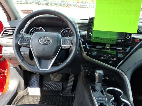 Used 2024 Toyota Camry XLE w/ Cold Weather Package image 8