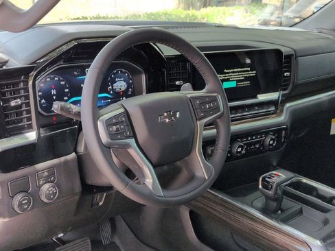 Used 2026 Chevrolet Silverado 1500 RST w/ Dark Appearance Package RWD image 10