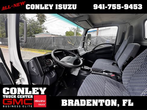 Used 2023 Isuzu NPR RWD image 10