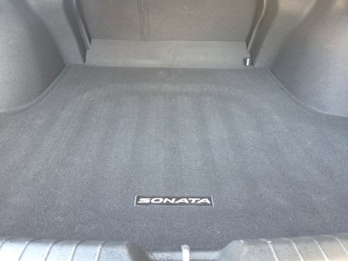 Used 2023 Hyundai Sonata SE image 11