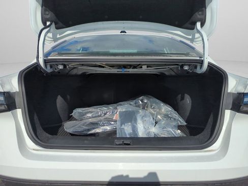 New 2026 Nissan Sentra SV w/ Floor Mat Package FWD image 40